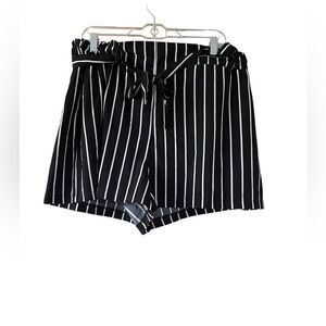 FAVLUX Black White Pinstripe Tie-Waist High Rise Shorts Size 2X